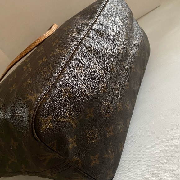 AUTHENTIC LOUIS VUITTON MONOGRAM NEVERFULL MM WITH DUST BAG - Picture 2 of 9
